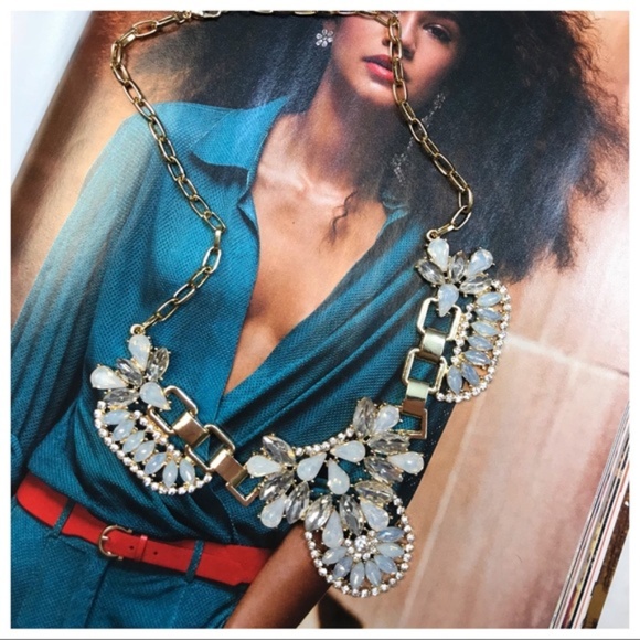 Infinity Raine Jewelry - LAST ONE! Rhinestone Statement Necklace